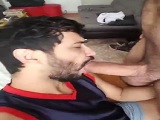Brasileño le come la polla a un buen amigo suyo, brutal! - Latinos